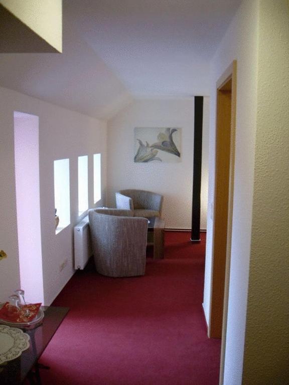 Hôtel Zum Schwedenkonig à Gadebusch Extérieur photo