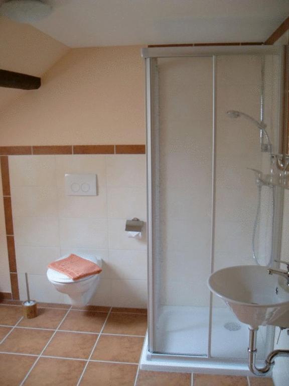 Hôtel Zum Schwedenkonig à Gadebusch Extérieur photo